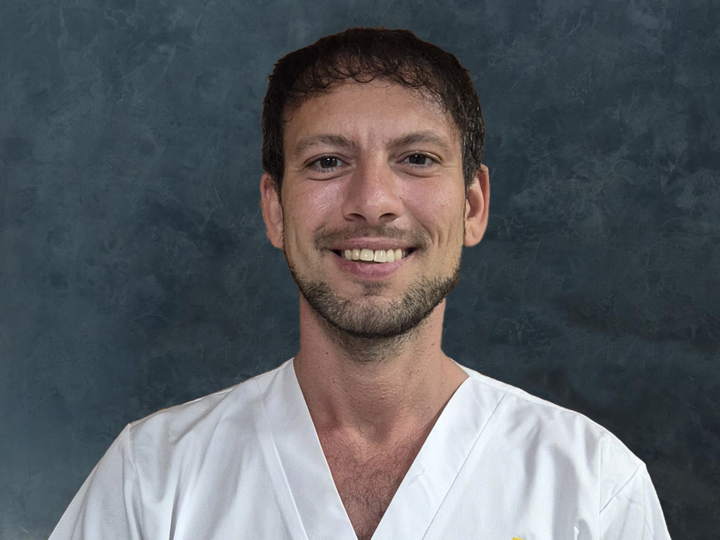 Marco Agustin medicina general centre mèdic creu groga